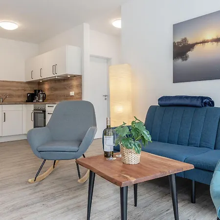 Wittmunder Strasse 24a 50232 Апартаменты Каролинензиль